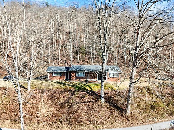 2nd image of 289 Hershel Gabbard Rd