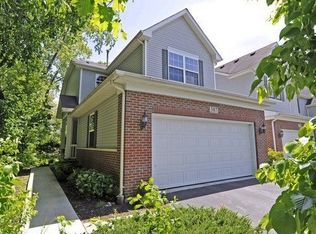 387 Ridge Rd, North Aurora, IL 60542