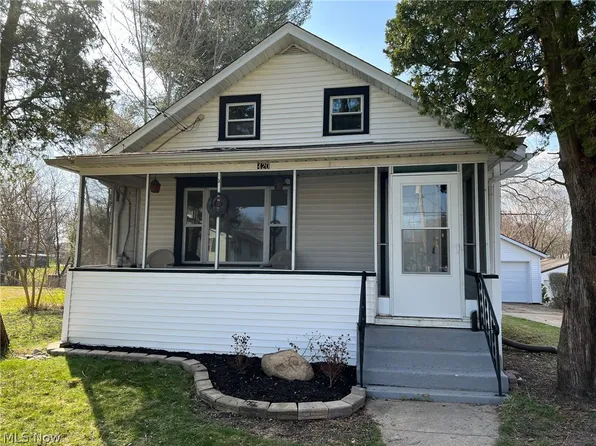 420 S Diamond St, Ravenna, OH 44266