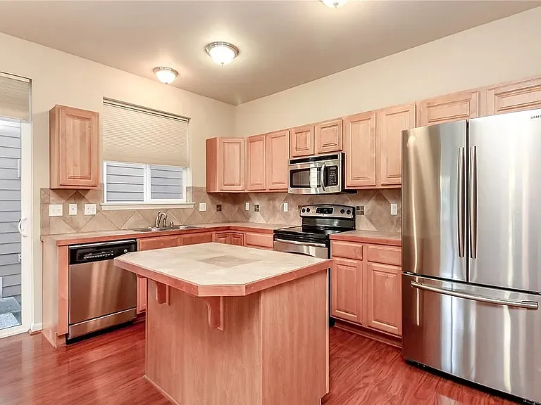 1626 Craig Rd SE — Photo 13