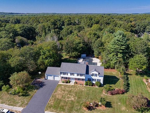 2nd image of 12 Joanna Dr