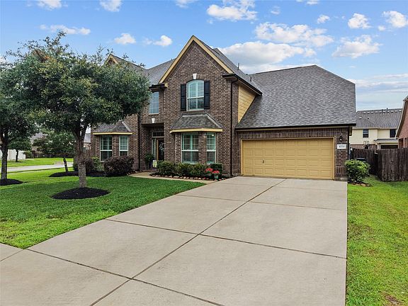 2nd image of 4224 Walnut Bend Dr