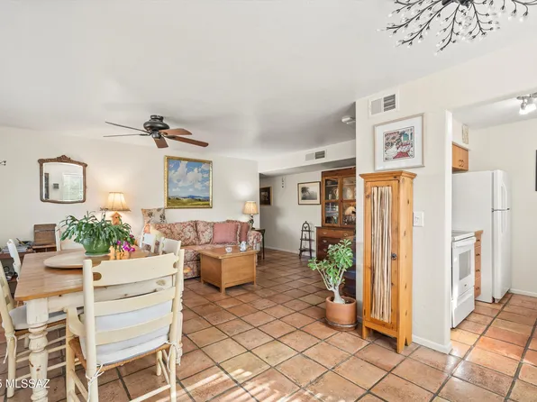6536 E Calle La Paz Unit D, Tucson, AZ 85715