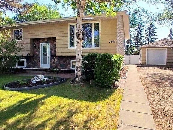 2nd image of 3808 W 49a Ave