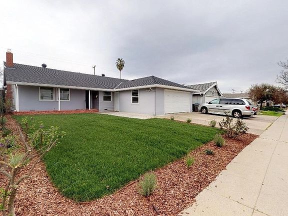 3rd image of 5763 Waltrip Ln