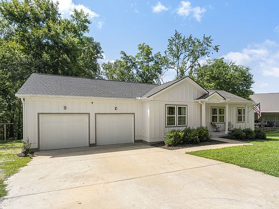 5th image of 1505 E Piney Rd