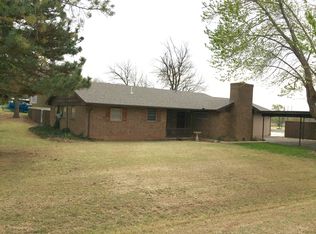 701 W 4th St, Cordell, OK 73632