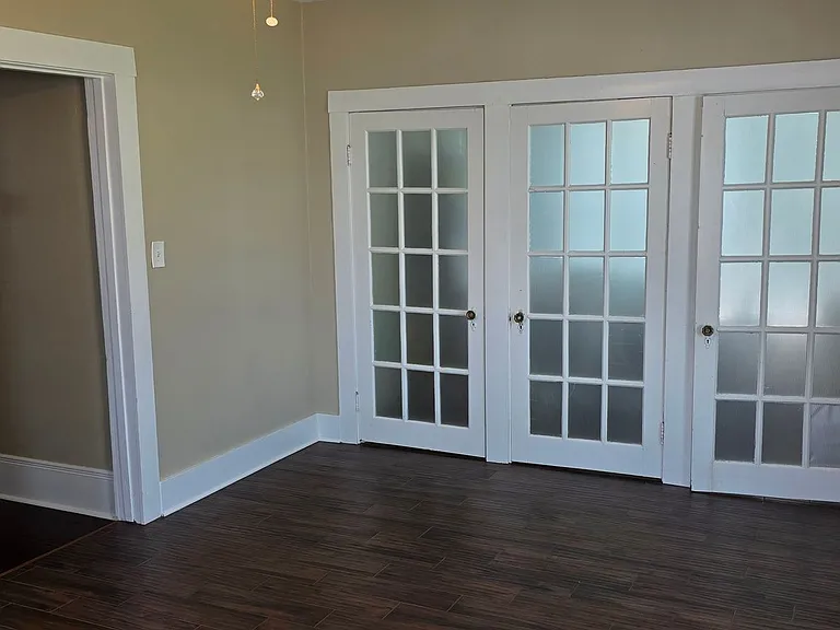 4510 Avenue R 1/2 — Photo 15