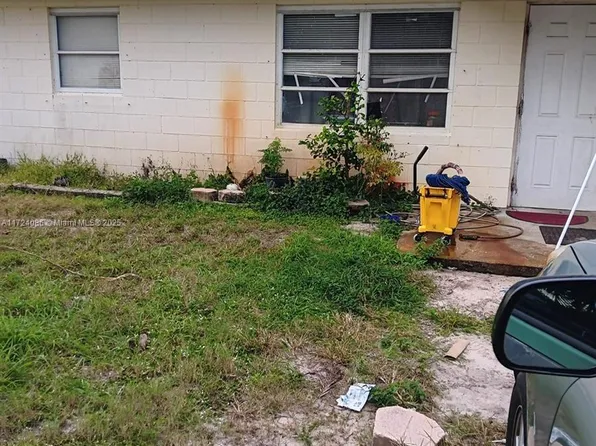 5050 SE Ebbtide Ave, Stuart, FL 34997