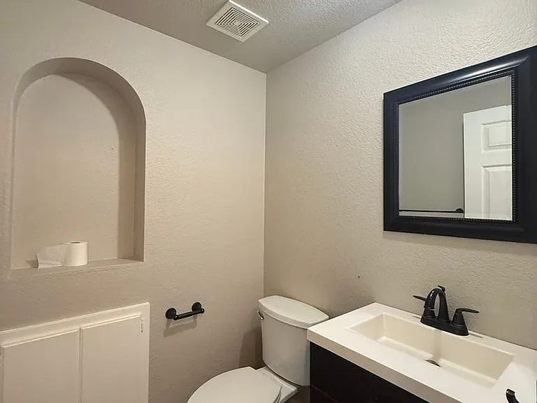 532 Blarney Cir — Photo 10