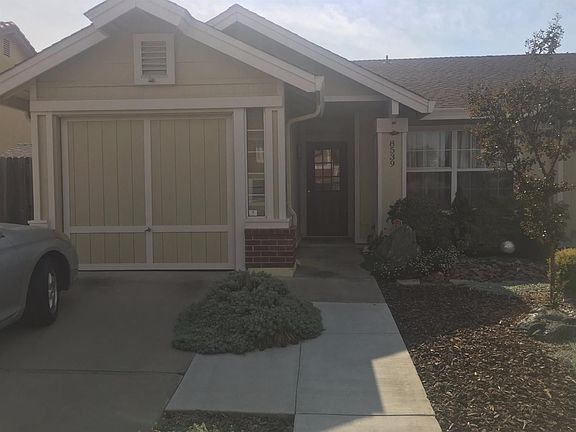 2nd image of 8539 Delahye Cir
