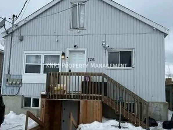 128 Oakwood Ave #3, North Bay, ON P1B 5H9