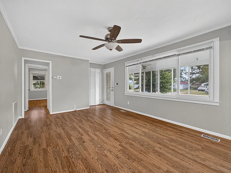 100 Hodges Manor Rd — Photo 17