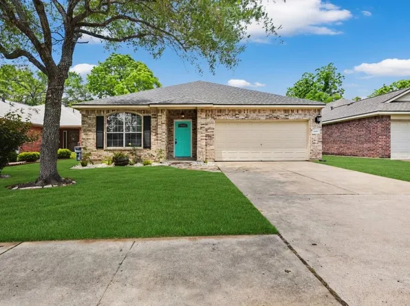 1906 Cameo Ct, League City, TX 77573