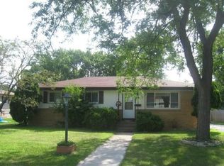 6736 Quail Ave N, Brooklyn Center, MN 55429