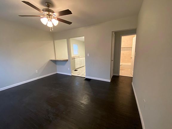 3rd image of 2347 Jefferson Ave