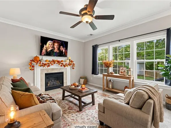 3608 Royal Palm Arch, Virginia Beach, VA 23452