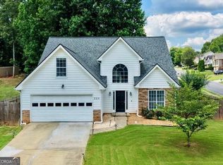 225 Shadetree Ln, Lawrenceville, GA 30044