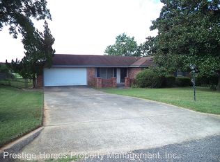210 Washington Ave, Enterprise, AL 36330