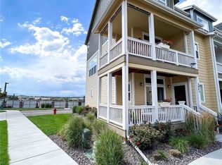 2845 S Fox Ct, Englewood, CO 80110