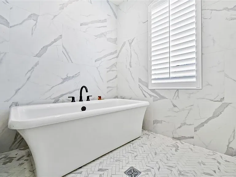 3667 Peachtree Rd NE — Photo 11