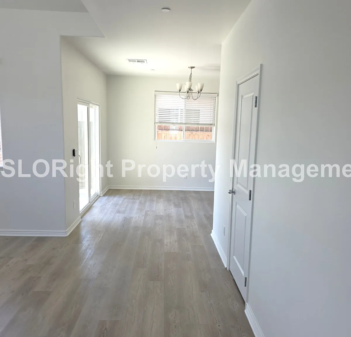 3 bed, 2.5 bath, 1386 sqft, $3,250 — Photo 4
