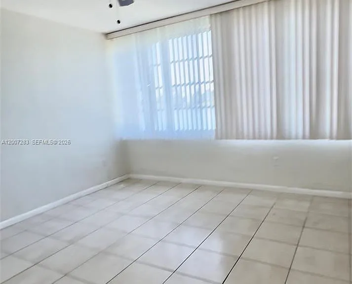 1591 NE Miami Gardens Dr #205 — Photo 8