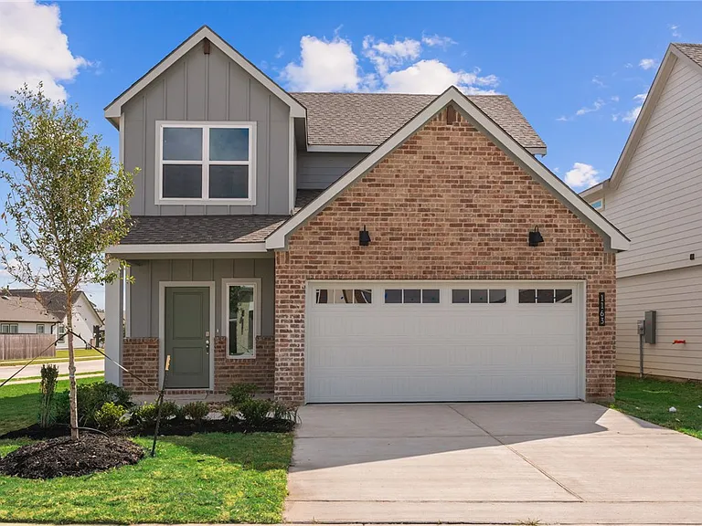 1163 Toledo Bend Dr — Photo 1