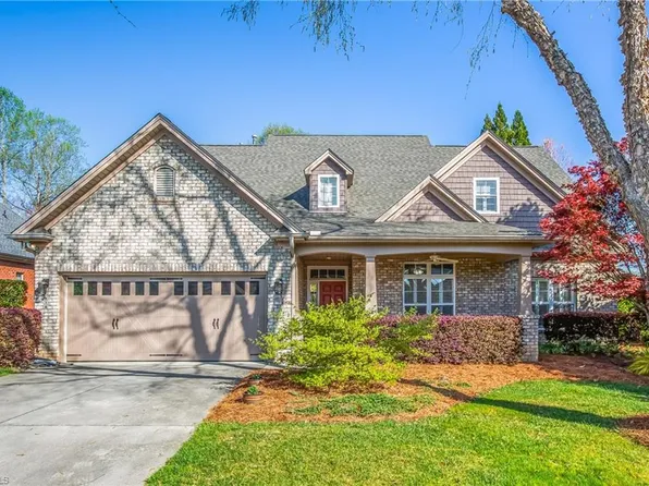 838 Mallard Landing Blvd, Clemmons, NC 27012