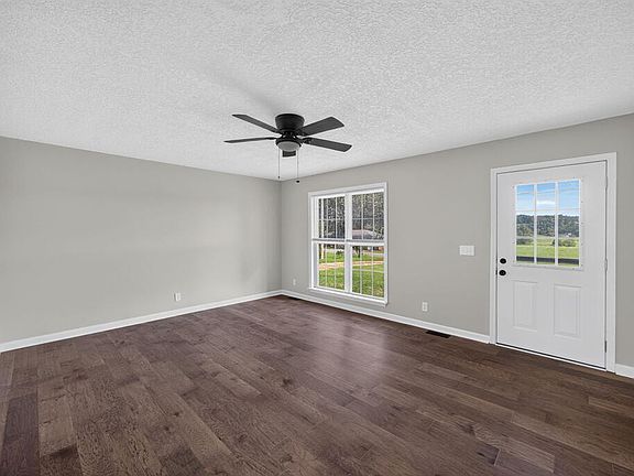 3rd image of 397 Charlie Hickey Rd