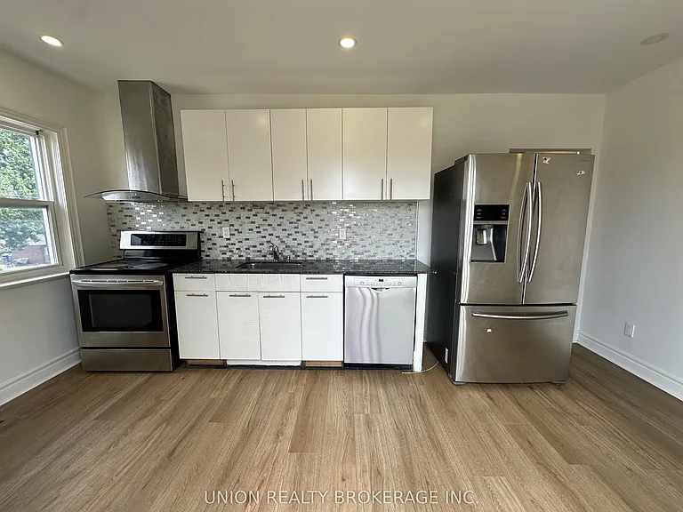 582 Danforth Rd — Photo 9