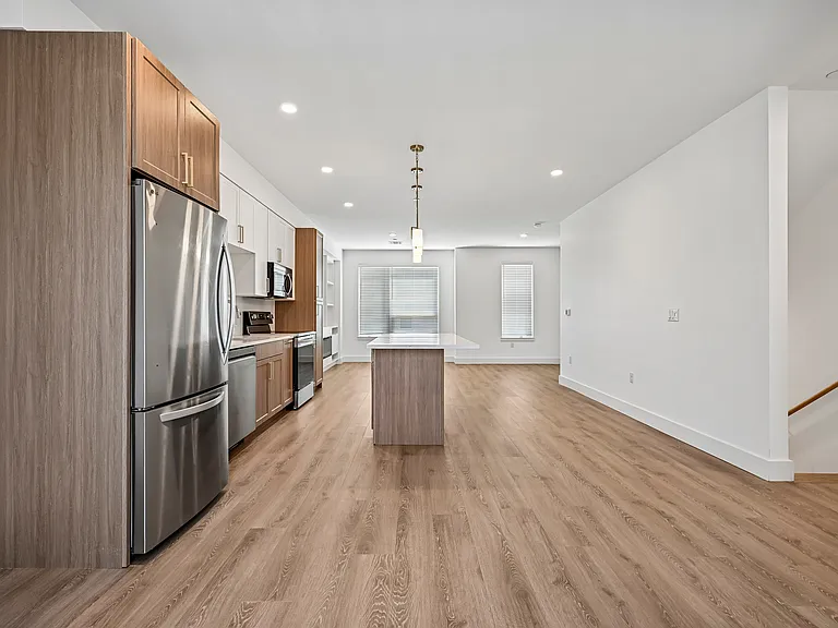 The Truette Townhomes — Photo 8