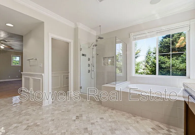 145 Bryant Ct — Photo 57