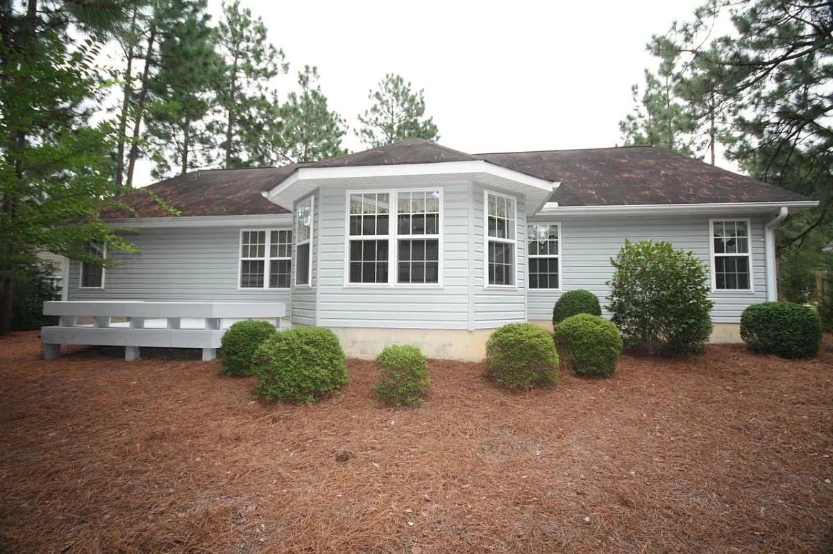Building Photo - 105 Rutledge Ln