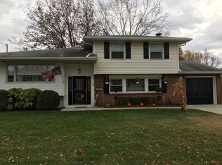 6 Navy Dr, Delran, NJ 08075