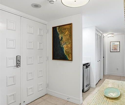 4th image of 2400 Gulf Shore BLVD N #604