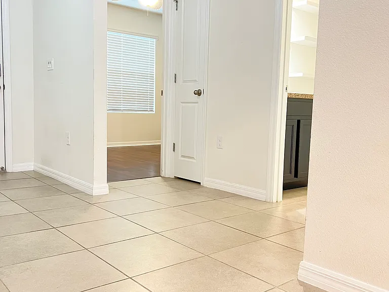 1523 Glen Grove Loop — Photo 6