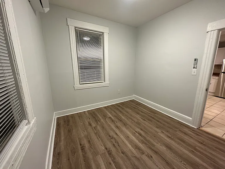 240 Paterson Ave #5 — Photo 42