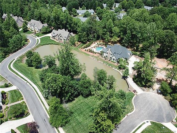 4th image of 21216 Olde Quarry Ln Unit 18