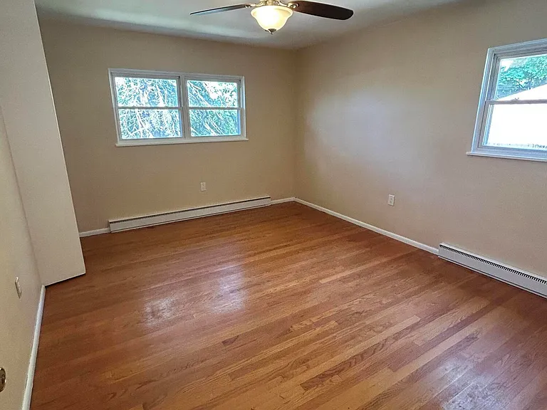 418 Pear St #2 — Photo 14