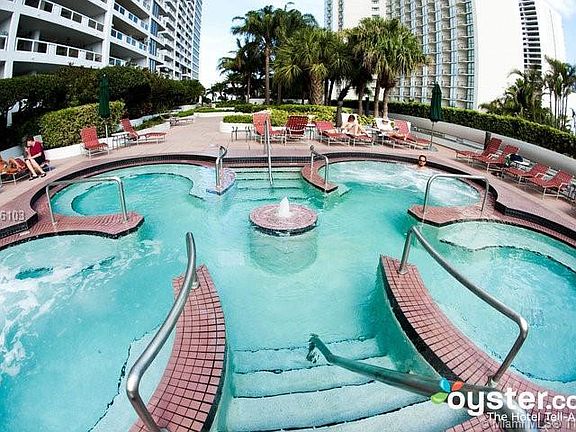 5th image of 1717 N Bayshore Dr Ph D45