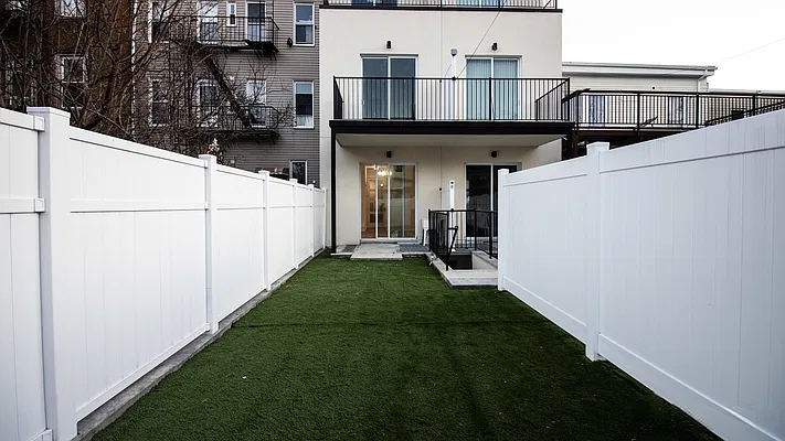 Rented by Terra Magia Inc | media 16