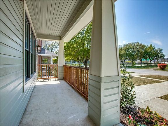 4th image of 2314 South Blvd