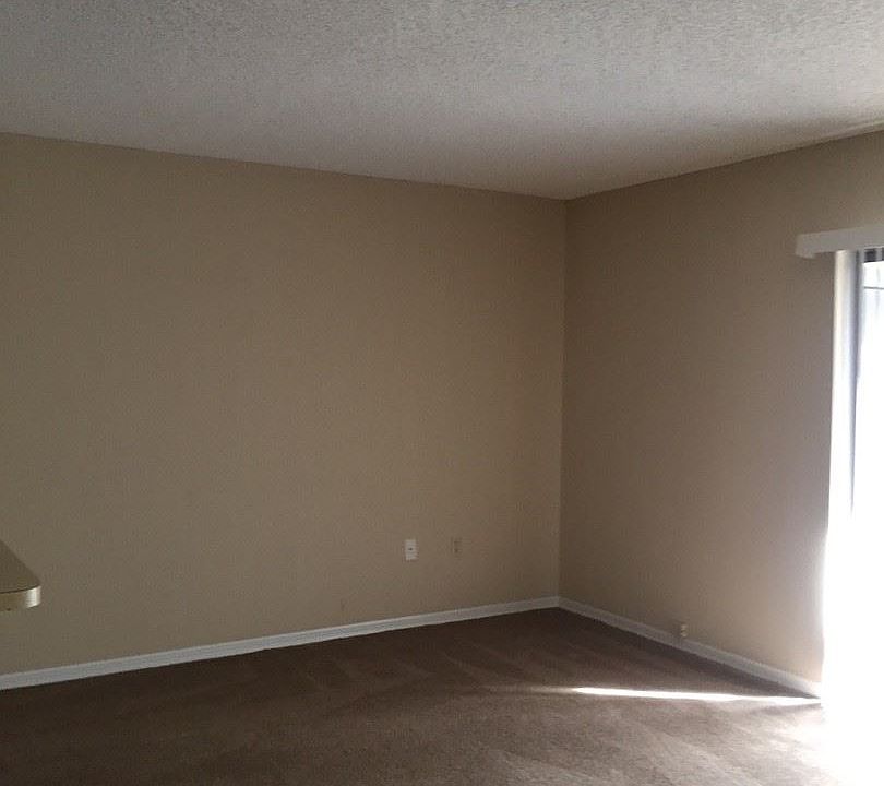 2nd image of 2785 Patty Ln