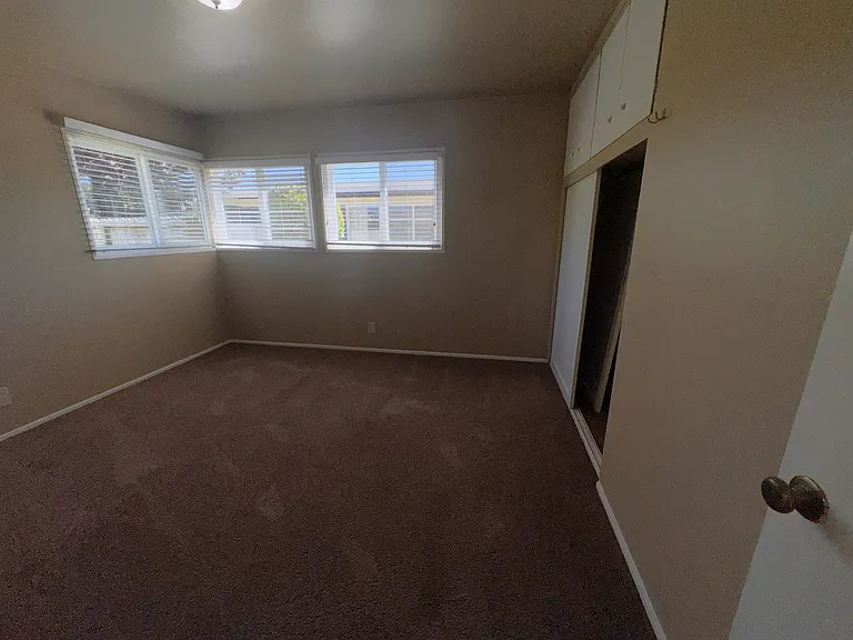 1625 Gates St — Photo 15