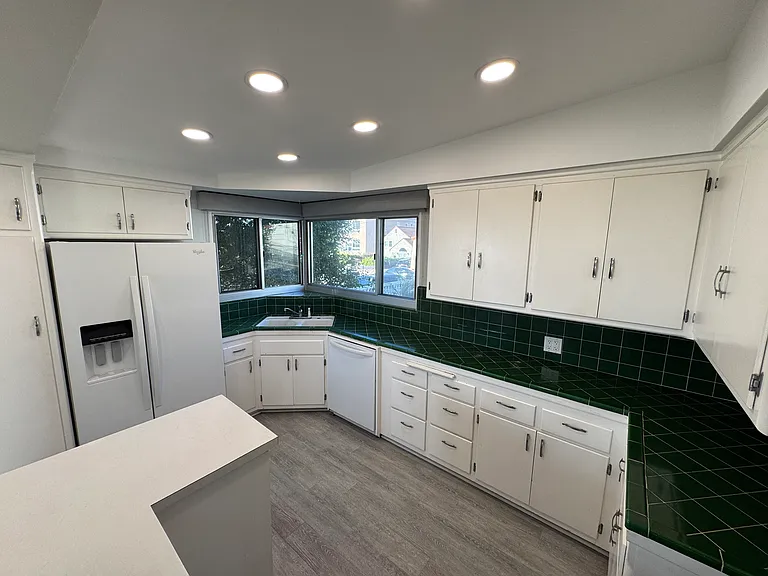 132 Waterview St — Photo 10