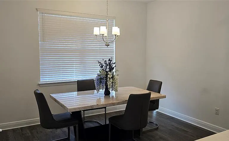 18410 Blue Heron Cir — Photo 7