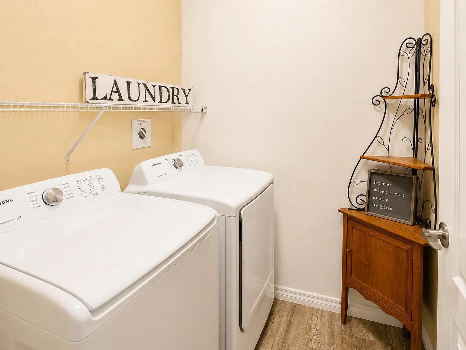 4 bed, 2.0 bath, 1877 sqft, $1,555 — Photo 4