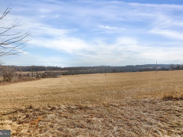 136 Winding Ln, Lewistown, PA 17044