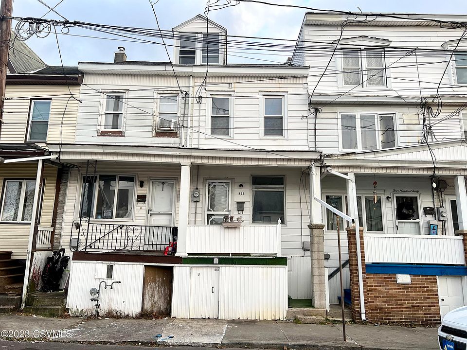 1st image of 438 W 6th St